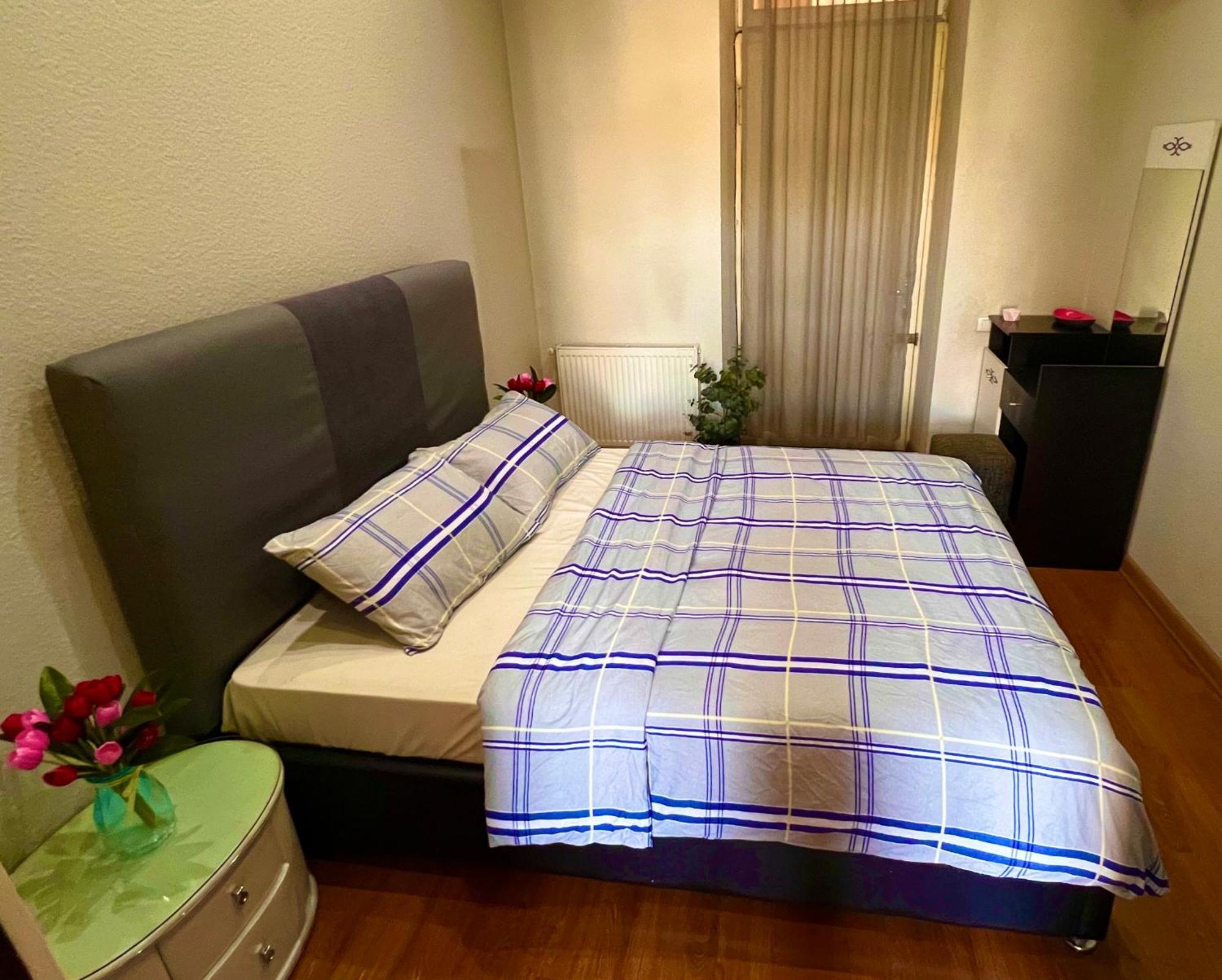 Old Ubani Apartment Tbilissi Extérieur photo